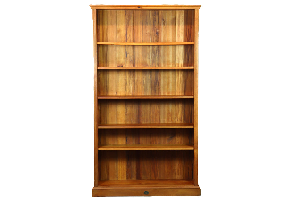Town & Country Large Rimu Bookcase