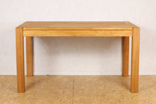 Load image into Gallery viewer, TNC Oak Dining Table 1.4 m
